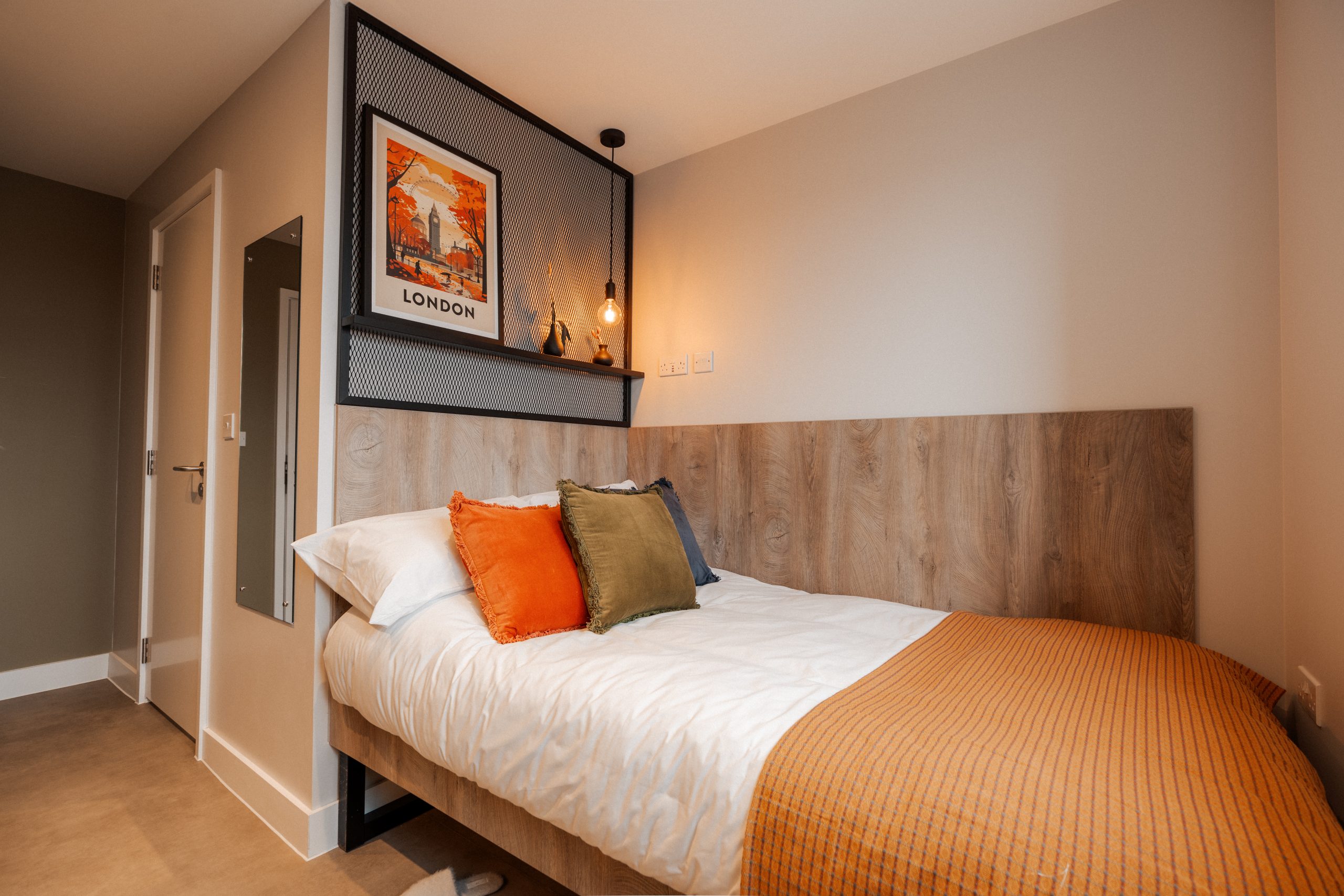 YourTRIBE South Bermondsey Classic En-Suite