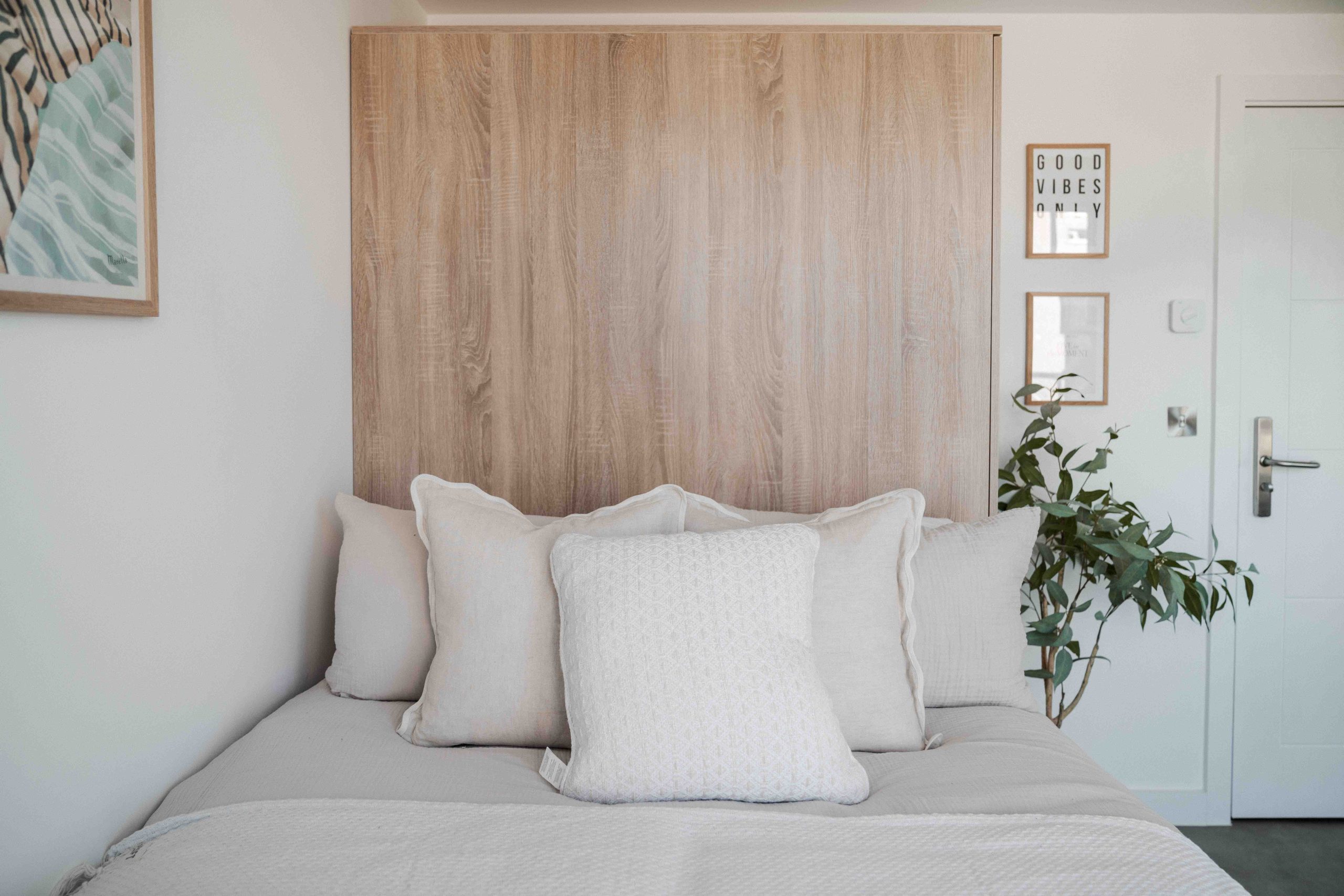 Student bed with scatter cushions